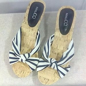 Nine & Co Jolani Navy & White Striped Heeled Slip On Sandals Size 8M NWOT